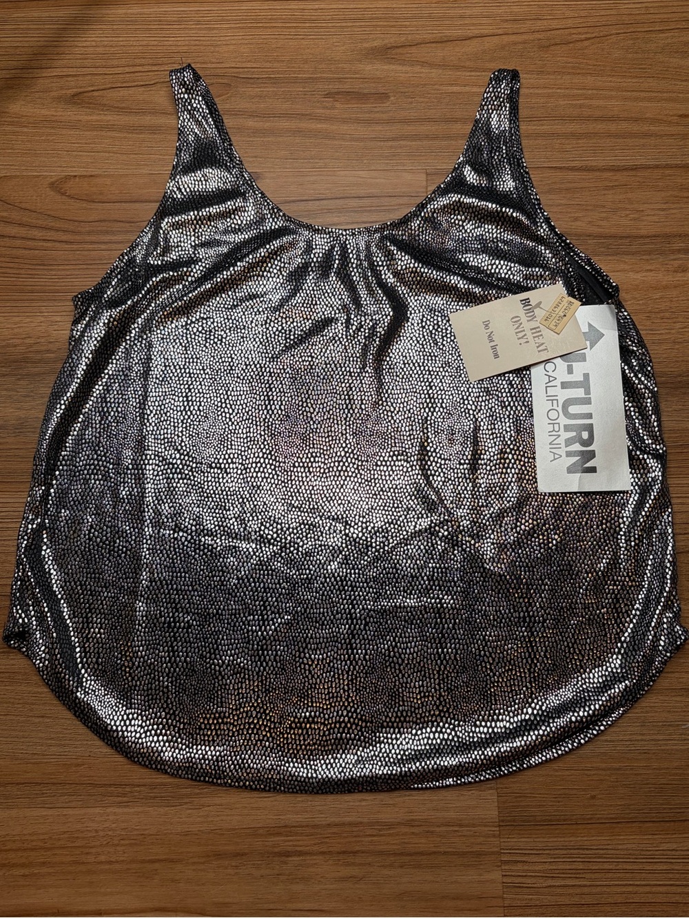 2000’s Y2K Metallic Tanktop Womens Size M NWT